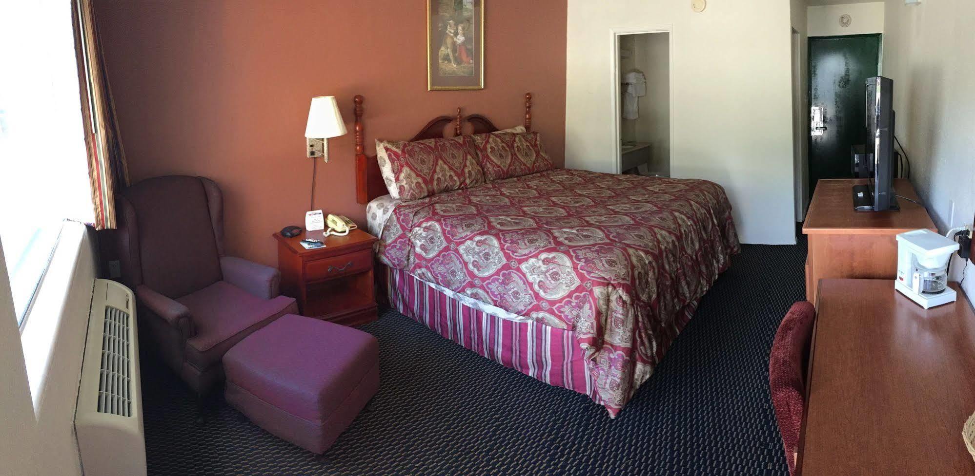 Scottish Inns Тупело Экстерьер фото